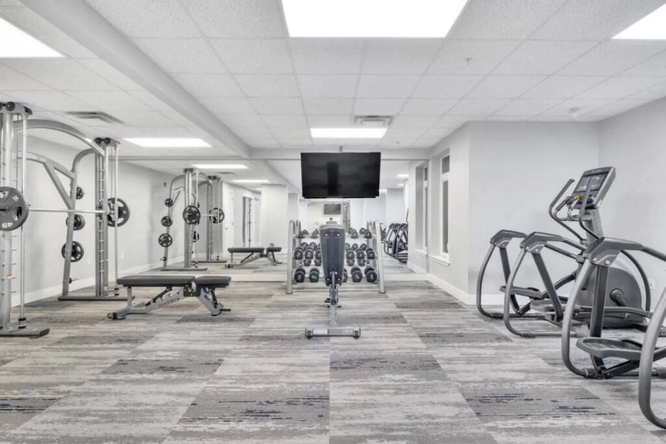 The Tar Heel - Stylish 4Br With City Views - Free Parking - Gym 夏洛特 0*,