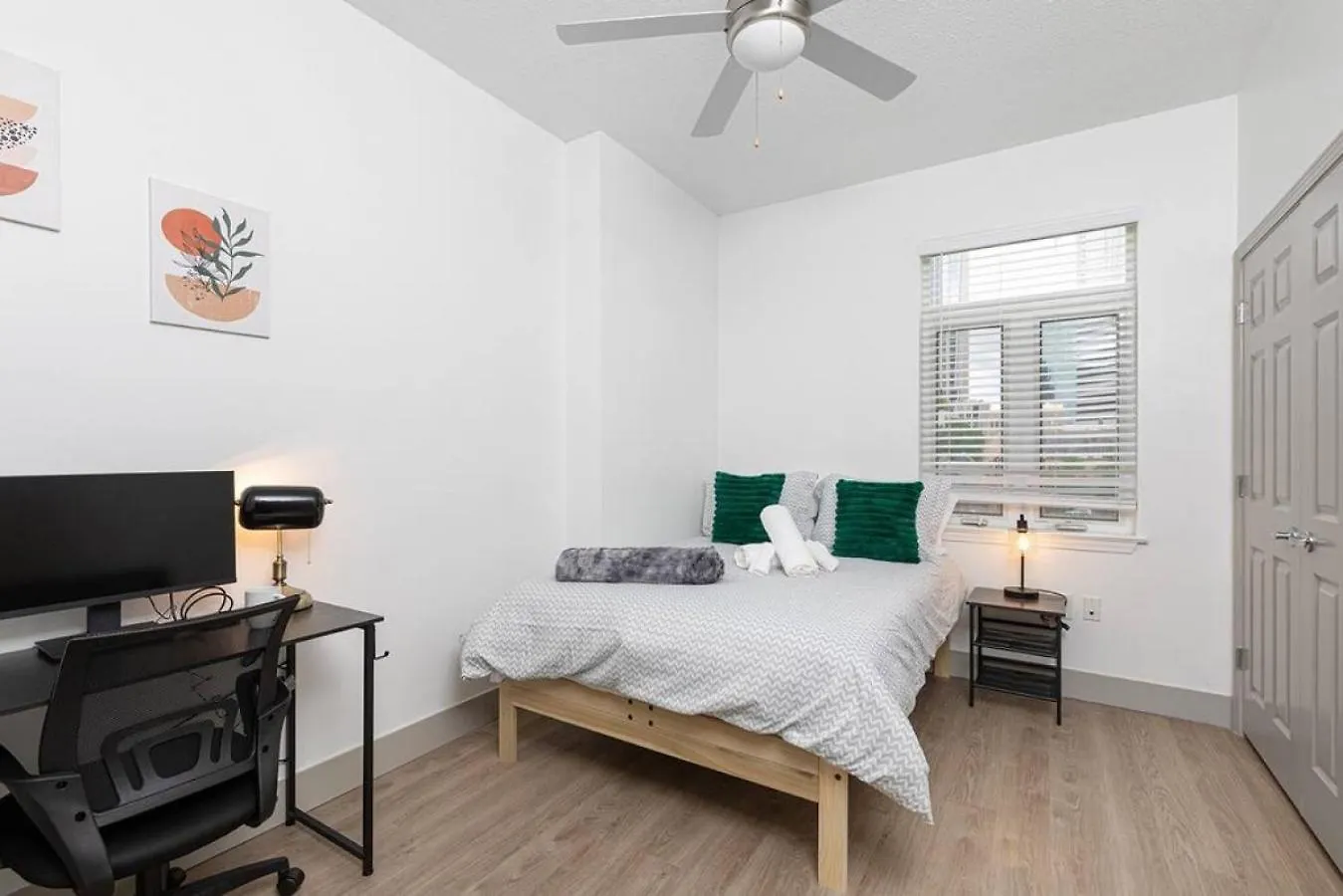 The Tar Heel - Stylish 4Br With City Views - Free Parking - Gym 夏洛特
