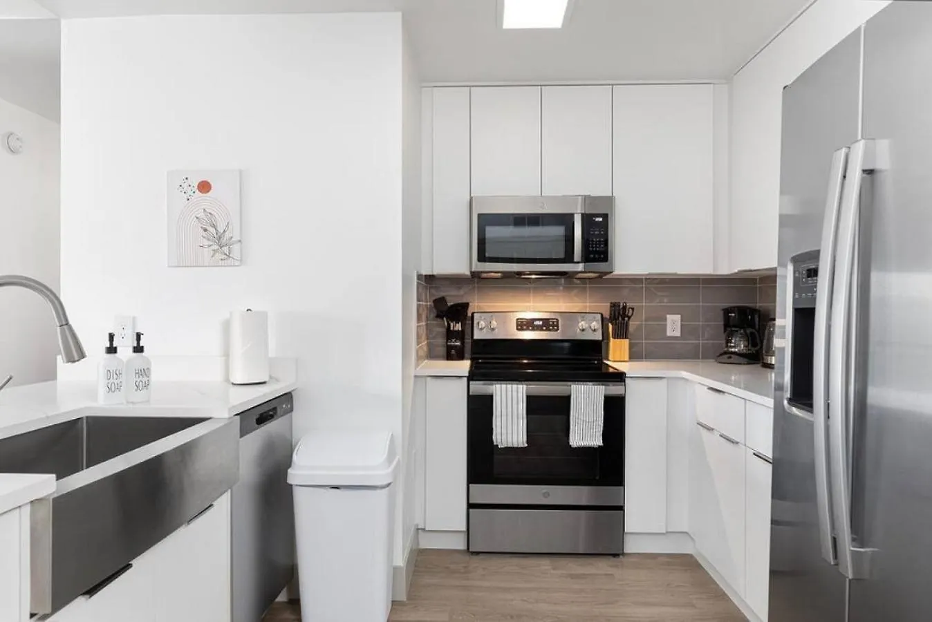 公寓 The Tar Heel - Stylish 4Br With City Views - Free Parking - Gym 夏洛特