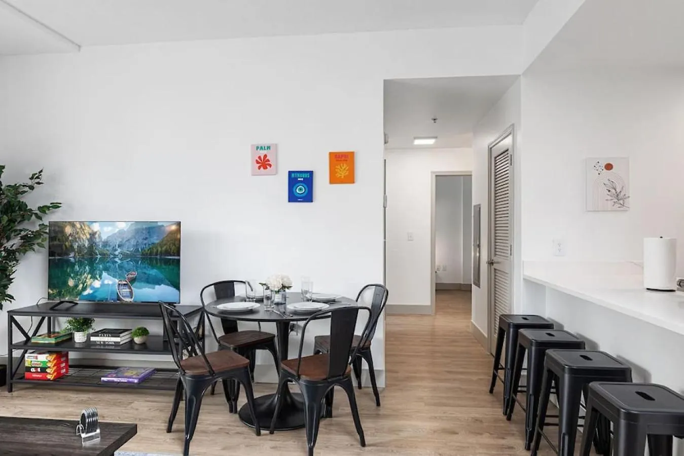 The Tar Heel - Stylish 4Br With City Views - Free Parking - Gym 夏洛特 美国